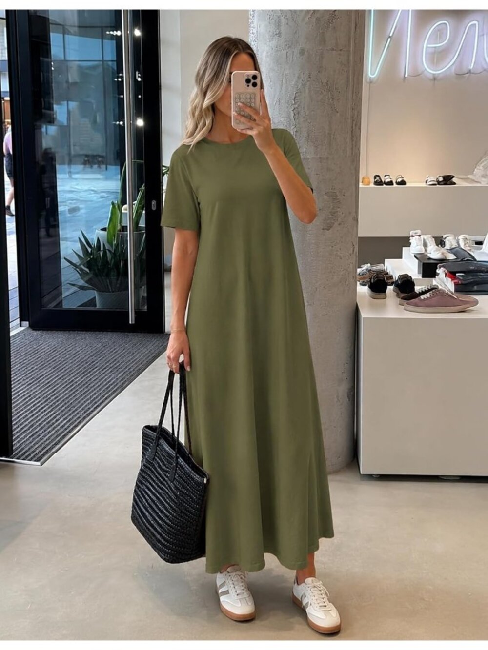 Women's Green Summer Casual Maxi Dress Vacation Crew Neck Short Sleeve Dress - Picture 5 of 6